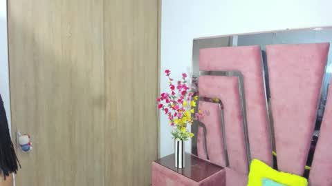 Snapshot of marakarly chatting on 11/27/25, 08:27 Marakarly online show from 11/27/25, 08:27