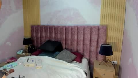 Snapshot of maralinette22 chatting on 02/12/26, 11:49 maralinette22 online show from 02/12/26, 11:49