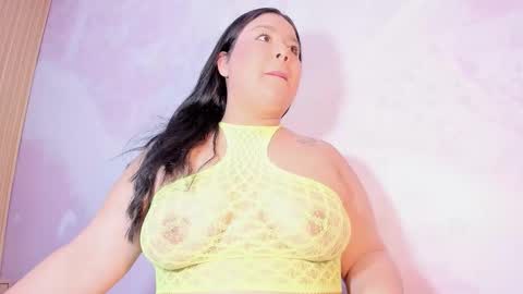 Snapshot of maralinette22 chatting on 02/21/26, 10:38 maralinette22 online show from 02/21/26, 10:38