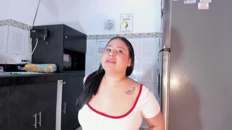 Snapshot of maralinette22 chatting on 05/18/26, 11:16 maralinette22 online show from 05/18/26, 11:16