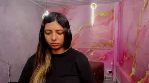 Maraluna online show from 06/22/26, 12:24