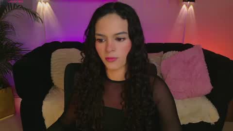 Snapshot of maravelvett chatting on 07/20/26, 07:49 Mara online show from 07/20/26, 07:49