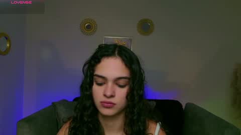 Snapshot of maravelvett chatting on 07/26/26, 10:49 Mara online show from 07/26/26, 10:49