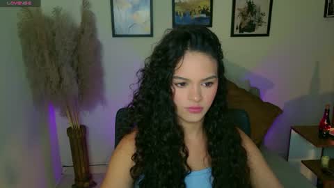 Snapshot of maravelvett chatting on 07/27/26, 10:06 Mara online show from 07/27/26, 10:06