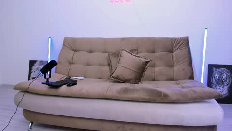 Snapshot of marc105100 chatting on 10/02/25, 06:53 alex marvelxx online show from 10/02/25, 06:53