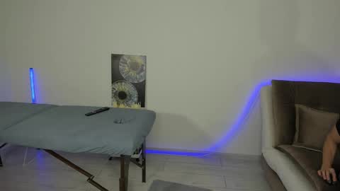 Snapshot of marc105100 chatting on 11/09/25, 08:12 alex marvelxx online show from 11/09/25, 08:12