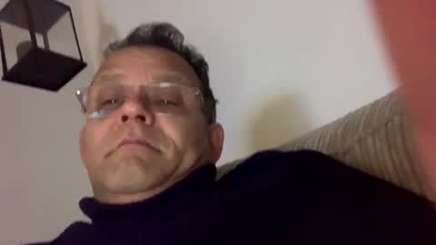 marc280384 online show from 03/03/25, 04:03