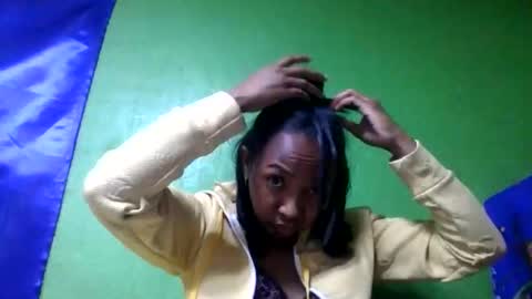 Snapshot of marcela699987 chatting on 06/09/26, 12:17 marcela699987 online show from 06/09/26, 12:17