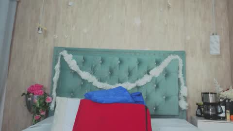 Snapshot of marcelaa_fox chatting on 12/18/25, 07:47 Marcela online show from 12/18/25, 07:47