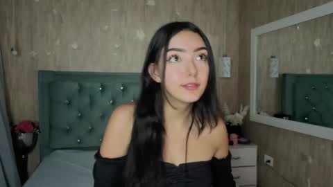 Snapshot of marcelaa_fox chatting on 06/01/26, 08:32 Marcela online show from 06/01/26, 08:32