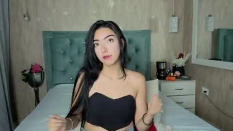 Snapshot of marcelaa_fox chatting on 06/18/26, 08:13 Marcela online show from 06/18/26, 08:13