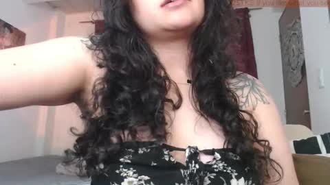 Snapshot of marceline_uu chatting on 01/15/26, 05:27 M A R C I online show from 01/15/26, 05:27