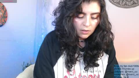 Snapshot of marceline_uu chatting on 04/16/26, 05:58 M A R C I online show from 04/16/26, 05:58