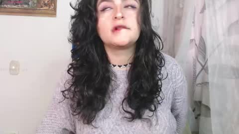 Snapshot of marceline_uu chatting on 05/14/26, 11:39 M A R C I online show from 05/14/26, 11:39