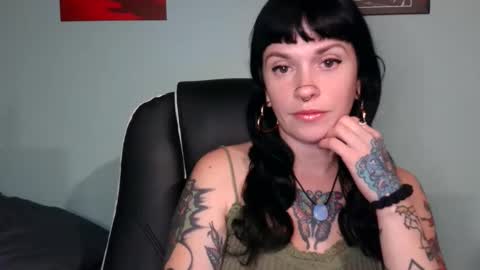 Snapshot of marcelinealtaria chatting on 11/10/25, 03:49 MarcelineAltaria online show from 11/10/25, 03:49