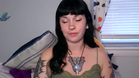 Snapshot of marcelinealtaria chatting on 12/02/25, 05:30 MarcelineAltaria online show from 12/02/25, 05:30
