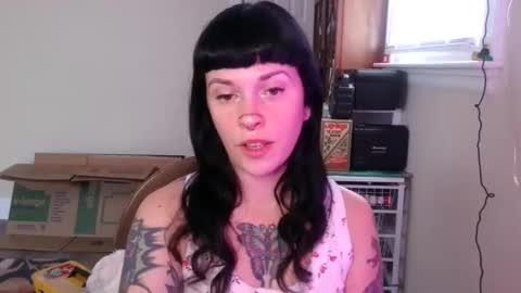 Snapshot of marcelinealtaria chatting on 02/21/26, 04:30 MarcelineAltaria online show from 02/21/26, 04:30