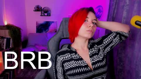 Snapshot of marcelinechi chatting on 11/26/25, 11:00 MarcelineChi online show from 11/26/25, 11:00