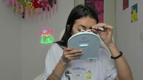 Snapshot of marcelinegh chatting on 06/05/26, 12:00 Marceline online show from 06/05/26, 12:00