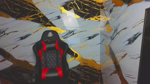 marcelo_boy online show from 11/17/25, 05:19