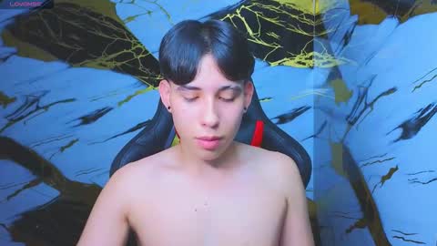 marcelo_boy online show from 11/21/25, 05:33