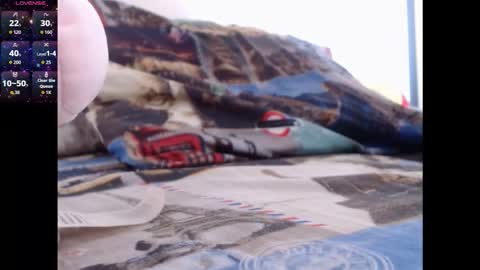 Snapshot of marchs69 chatting on 10/18/25, 06:41 marchs online show from 10/18/25, 06:41