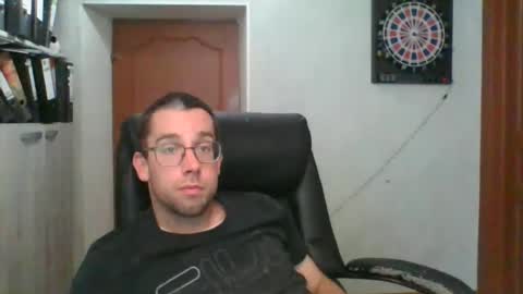 Snapshot of marcjemp chatting on 06/12/26, 03:44 marcjemp online show from 06/12/26, 03:44