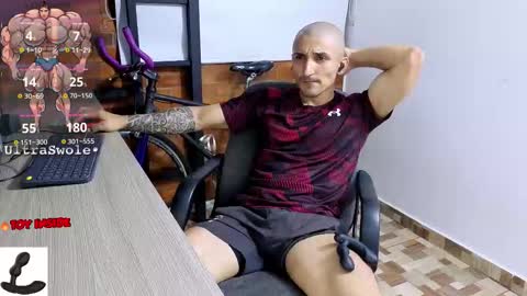 Snapshot of marckmuscle chatting on 11/17/25, 11:21 Marck Independent model online show from 11/17/25, 11:21