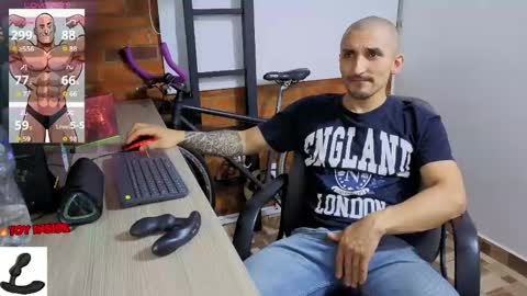 Marck  Independent model  online show from 05/17/26, 03:59