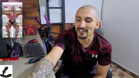 Marck  Independent model  online show from 06/04/26, 01:55
