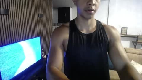 Snapshot of marco_striker chatting on 06/01/26, 01:35 Marco online show from 06/01/26, 01:35