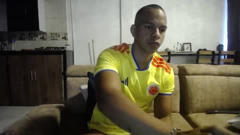 Snapshot of marco_striker chatting on 06/08/26, 01:00 Marco online show from 06/08/26, 01:00