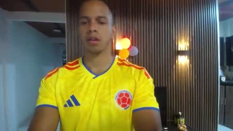 Snapshot of marco_striker chatting on 06/12/26, 11:14 Marco online show from 06/12/26, 11:14