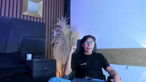 Snapshot of marcoandallice chatting on 05/31/26, 10:00 Marco And Allice online show from 05/31/26, 10:00