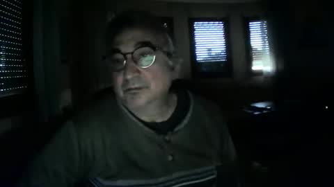 Snapshot of marcos260526 chatting on 02/15/26, 03:20 marcos260526 online show from 02/15/26, 03:20