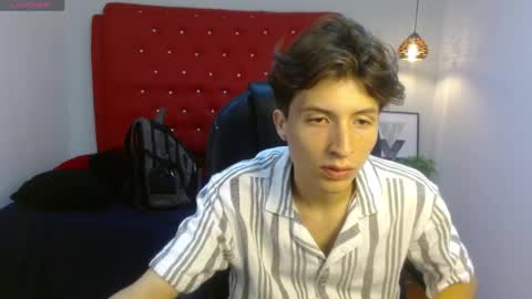 Snapshot of marcoviolet chatting on 05/31/26, 11:50 marcoviolet online show from 05/31/26, 11:50