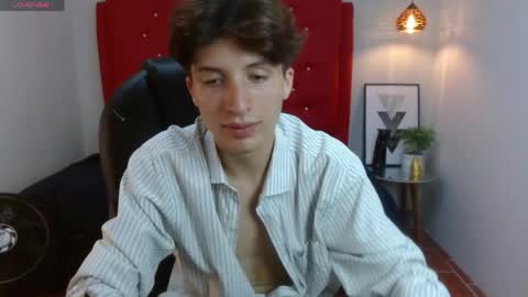 Snapshot of marcoviolet chatting on 06/01/26, 07:37 marcoviolet online show from 06/01/26, 07:37