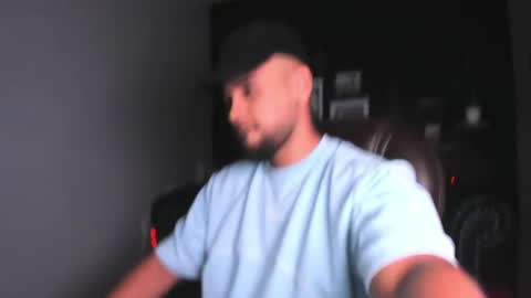 marcus_soler online show from 05/22/26, 02:33