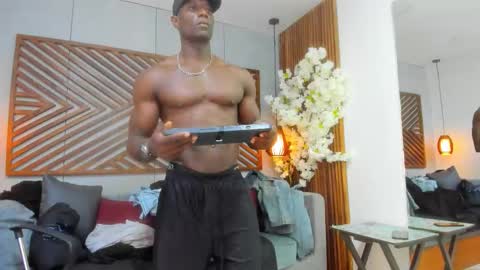 Marcusssss online show from 10/18/25, 03:24