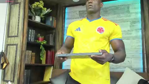 Snapshot of marcusblack_ chatting on 07/07/26, 11:58 Marcusssss online show from 07/07/26, 11:58