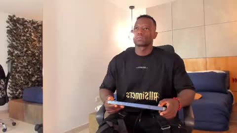Snapshot of marcusblack_ chatting on 07/28/26, 12:12 Marcusssss online show from 07/28/26, 12:12