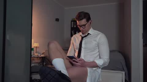 Snapshot of marcusdiamond chatting on 04/21/26, 05:06 Marcus Diamond online show from 04/21/26, 05:06