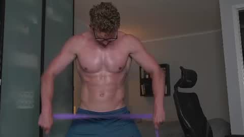 Marcus Diamond  online show from 06/26/26, 04:55