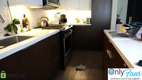 marcusjlahn online show from 10/07/25, 05:43