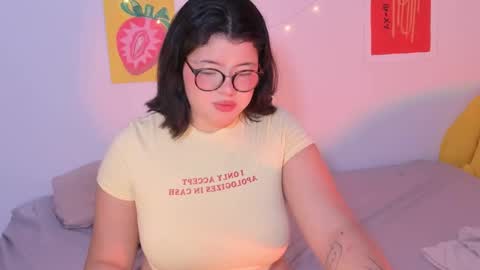 Snapshot of marcy_grey chatting on 10/01/25, 11:38 danna online show from 10/01/25, 11:38