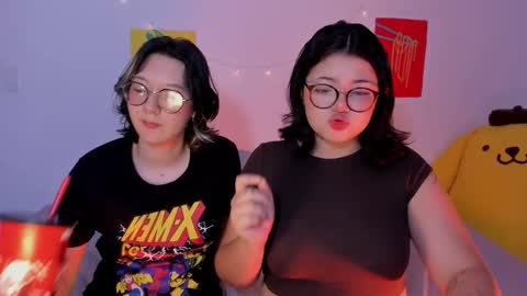 Snapshot of marcy_grey chatting on 10/15/25, 12:11 danna online show from 10/15/25, 12:11