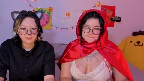 Snapshot of marcy_grey chatting on 10/30/25, 01:07 danna online show from 10/30/25, 01:07