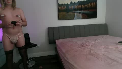 Snapshot of marcytappette chatting on 10/19/25, 03:01 Marcy Tappette online show from 10/19/25, 03:01