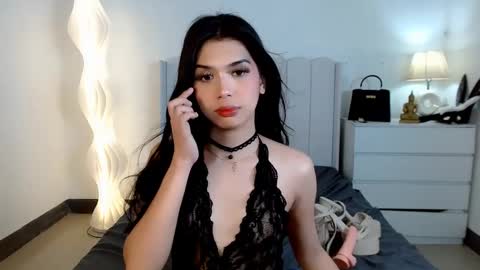 Snapshot of margaret_deluxe chatting on 02/12/25, 02:03 MARGARET online show from 02/12/25, 02:03