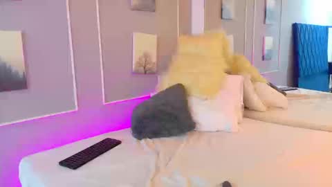 Snapshot of margaret_saunders chatting on 09/19/25, 10:10 margaret_saunders online show from 09/19/25, 10:10